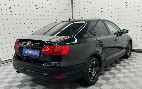 Volkswagen Jetta VI, 2013 год, 930 000 рублей, 4 фотография