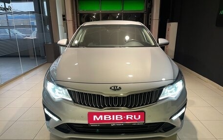 KIA Optima IV, 2019 год, 2 300 000 рублей, 2 фотография