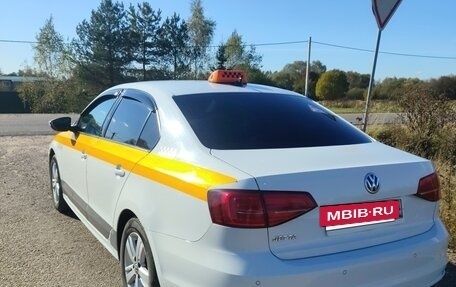 Volkswagen Jetta VI, 2017 год, 1 400 000 рублей, 4 фотография