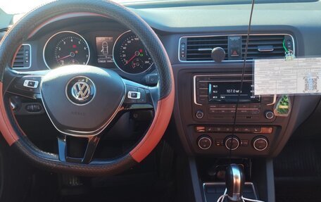 Volkswagen Jetta VI, 2017 год, 1 400 000 рублей, 6 фотография