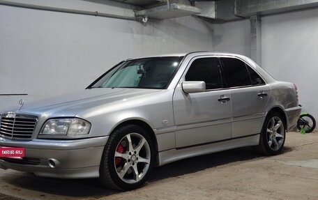 Mercedes-Benz C-Класс, 1997 год, 980 000 рублей, 3 фотография