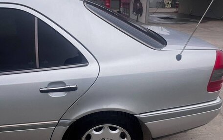 Mercedes-Benz C-Класс, 1997 год, 600 000 рублей, 3 фотография