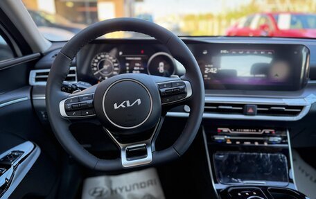 KIA K5, 2025 год, 3 650 000 рублей, 15 фотография