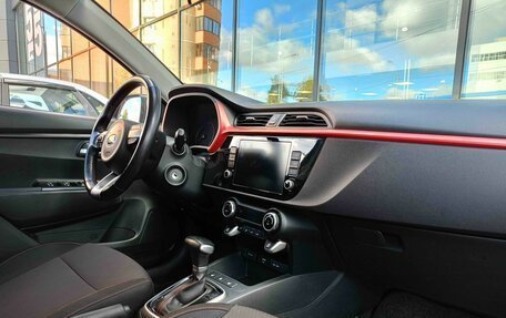 KIA Rio IV, 2021 год, 1 385 720 рублей, 6 фотография