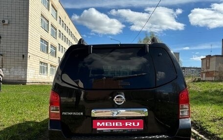 Nissan Pathfinder, 2013 год, 1 900 000 рублей, 4 фотография