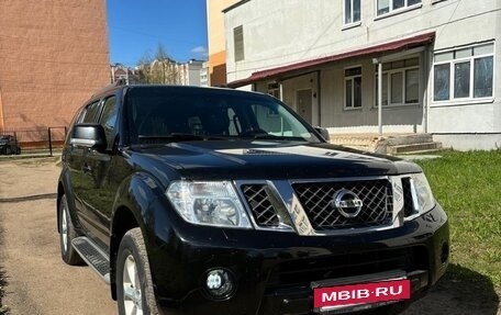 Nissan Pathfinder, 2013 год, 1 900 000 рублей, 2 фотография