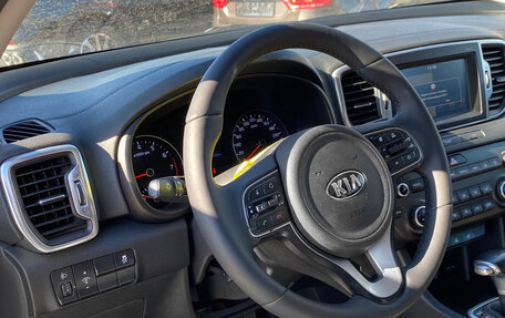 KIA Sportage IV рестайлинг, 2017 год, 2 119 000 рублей, 2 фотография