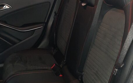 Mercedes-Benz GLA, 2016 год, 2 700 000 рублей, 16 фотография