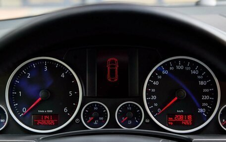 Volkswagen Touareg III, 2007 год, 1 190 000 рублей, 18 фотография