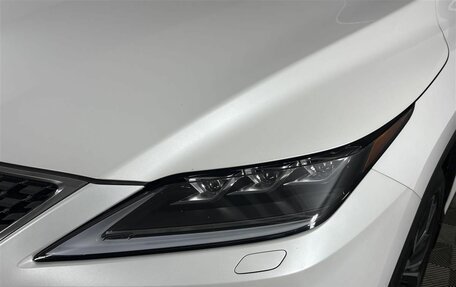 Lexus RX IV рестайлинг, 2021 год, 4 500 000 рублей, 10 фотография