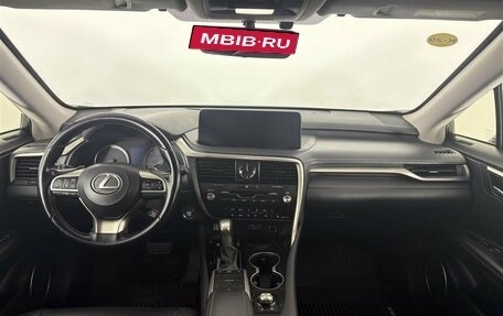 Lexus RX IV рестайлинг, 2021 год, 4 500 000 рублей, 13 фотография