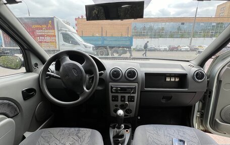 Renault Logan I, 2005 год, 185 000 рублей, 9 фотография