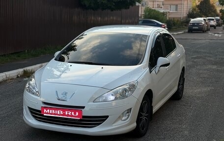 Peugeot 408 I рестайлинг, 2012 год, 495 000 рублей, 2 фотография