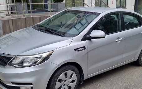 KIA Rio III рестайлинг, 2015 год, 800 000 рублей, 5 фотография