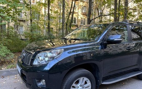 Toyota Land Cruiser Prado 150 рестайлинг 2, 2010 год, 2 800 000 рублей, 5 фотография