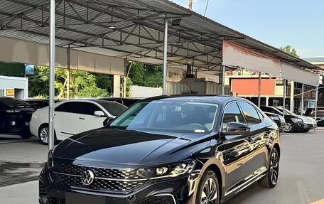 Volkswagen Passat B8 рестайлинг, 2022 год, 2 200 000 рублей, 2 фотография