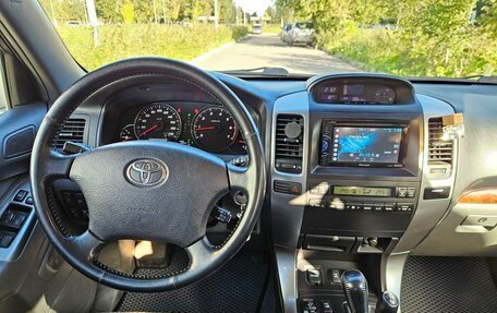 Toyota Land Cruiser Prado 120 рестайлинг, 2006 год, 2 580 000 рублей, 13 фотография
