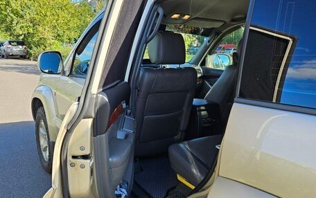 Toyota Land Cruiser Prado 120 рестайлинг, 2006 год, 2 580 000 рублей, 26 фотография