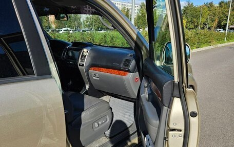 Toyota Land Cruiser Prado 120 рестайлинг, 2006 год, 2 580 000 рублей, 25 фотография