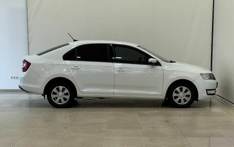 Skoda Rapid I, 2018 год, 1 045 000 рублей, 11 фотография