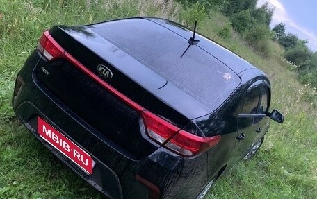 KIA Rio IV, 2018 год, 1 300 000 рублей, 1 фотография