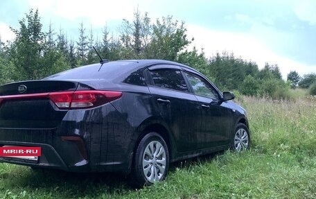 KIA Rio IV, 2018 год, 1 300 000 рублей, 7 фотография