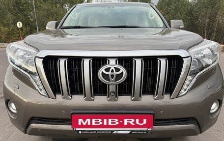 Toyota Land Cruiser Prado 150 рестайлинг 2, 2014 год, 3 690 000 рублей, 8 фотография