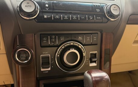 Toyota Land Cruiser Prado 150 рестайлинг 2, 2014 год, 3 690 000 рублей, 14 фотография