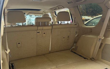 Toyota Land Cruiser Prado 150 рестайлинг 2, 2014 год, 3 690 000 рублей, 18 фотография