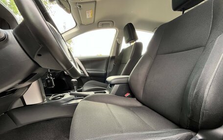 Toyota RAV4, 2015 год, 1 970 000 рублей, 13 фотография