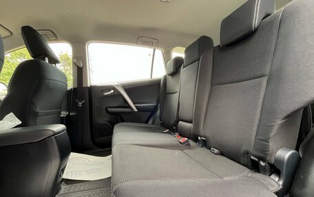 Toyota RAV4, 2015 год, 1 970 000 рублей, 15 фотография