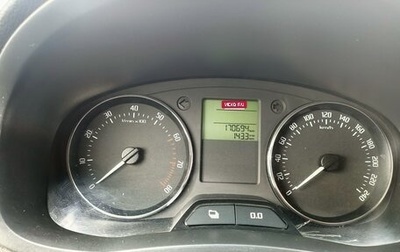 Skoda Fabia II, 2010 год, 330 000 рублей, 1 фотография