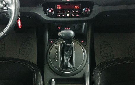 KIA Sportage III, 2011 год, 999 000 рублей, 16 фотография