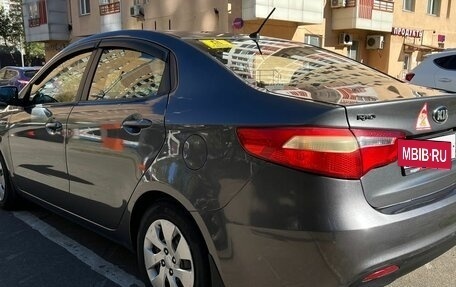 KIA Rio III рестайлинг, 2014 год, 999 000 рублей, 10 фотография