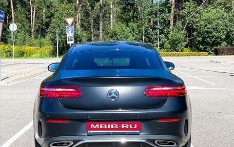 Mercedes-Benz E-Класс, 2019 год, 4 300 000 рублей, 4 фотография