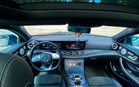 Mercedes-Benz E-Класс, 2019 год, 4 300 000 рублей, 14 фотография