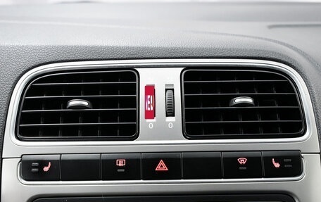 Volkswagen Polo VI (EU Market), 2013 год, 747 000 рублей, 18 фотография
