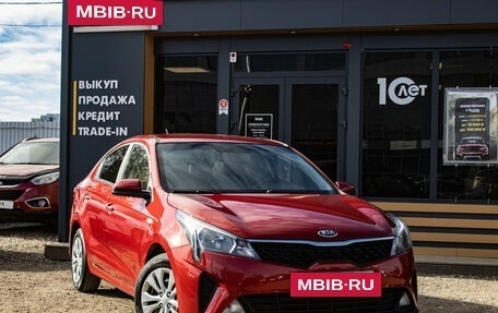 KIA Rio IV, 2021 год, 1 379 000 рублей, 2 фотография