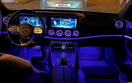 Mercedes-Benz E-Класс, 2019 год, 4 000 000 рублей, 6 фотография