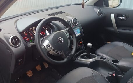 Nissan Qashqai, 2010 год, 950 000 рублей, 9 фотография