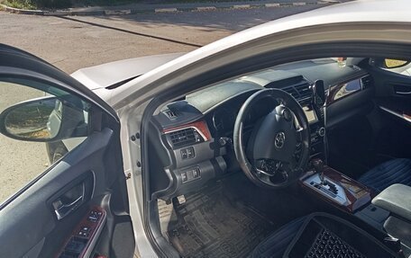 Toyota Camry, 2014 год, 2 170 000 рублей, 8 фотография