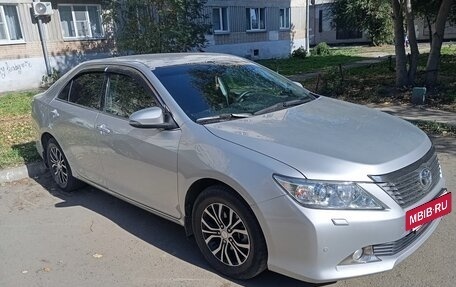 Toyota Camry, 2014 год, 2 170 000 рублей, 3 фотография