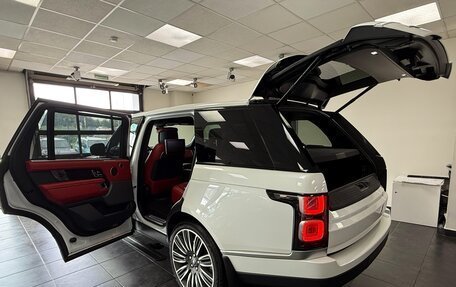 Land Rover Range Rover IV рестайлинг, 2021 год, 10 950 000 рублей, 7 фотография