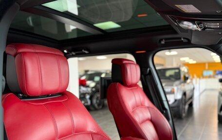 Land Rover Range Rover IV рестайлинг, 2021 год, 10 950 000 рублей, 26 фотография