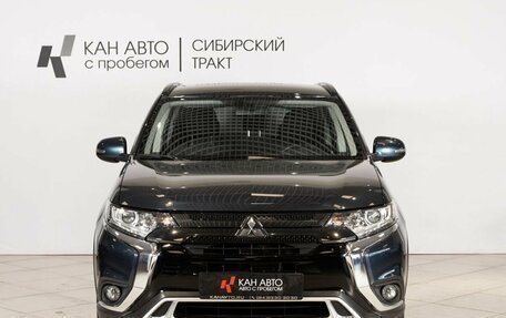 Mitsubishi Outlander III рестайлинг 3, 2021 год, 2 863 100 рублей, 10 фотография