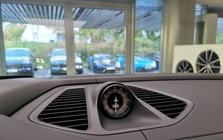 Porsche Macan, 2025 год, 14 990 000 рублей, 31 фотография