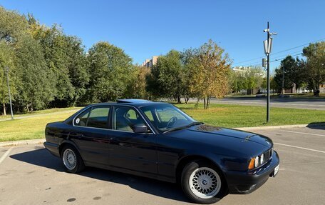 BMW 5 серия, 1992 год, 780 000 рублей, 2 фотография
