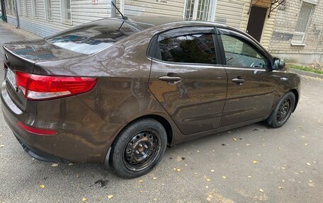 KIA Rio III рестайлинг, 2015 год, 680 000 рублей, 7 фотография