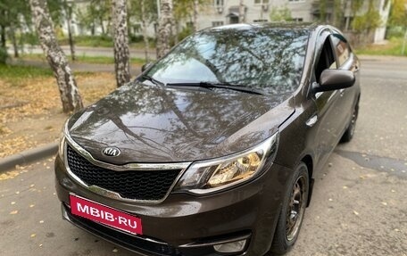 KIA Rio III рестайлинг, 2015 год, 680 000 рублей, 3 фотография