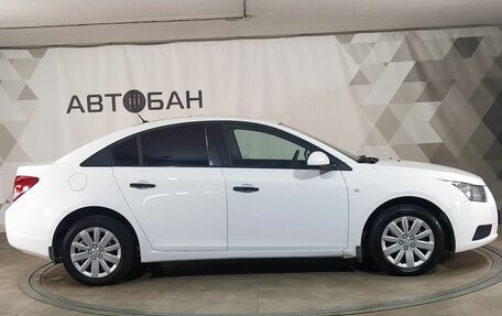 Chevrolet Cruze II, 2011 год, 569 000 рублей, 6 фотография